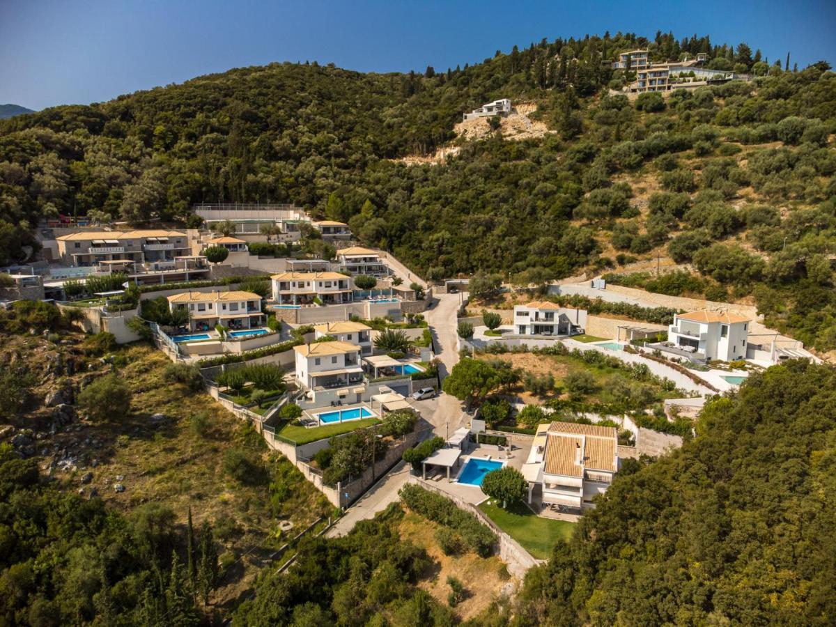 Thealos Village Aparthotel Lefkada Lygia  Exterior foto